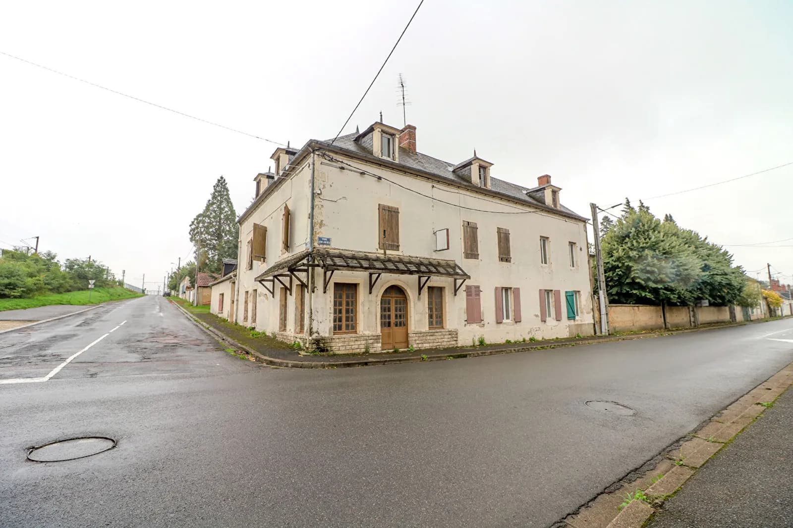 Immeuble La Guerche Sur L Aubois, investissement, 2h30 Paris, location - Photo 1