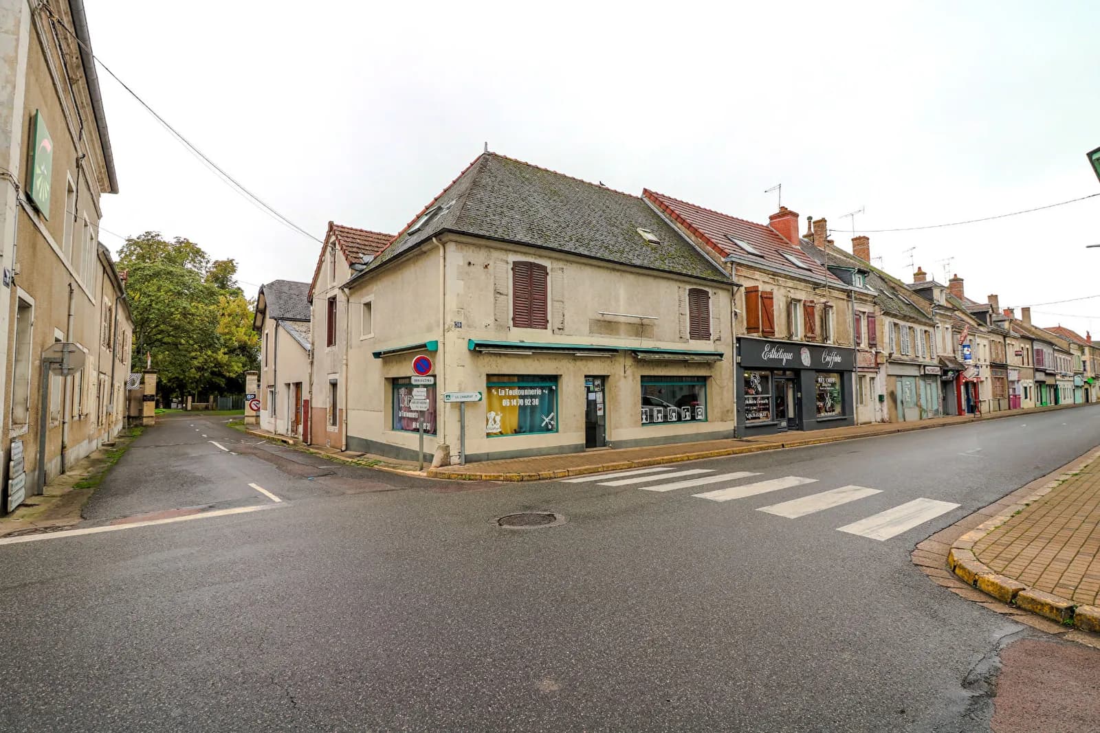 Immeuble La Guerche Sur L Aubois, investissement, 2h30 de Paris, location - Photo 1