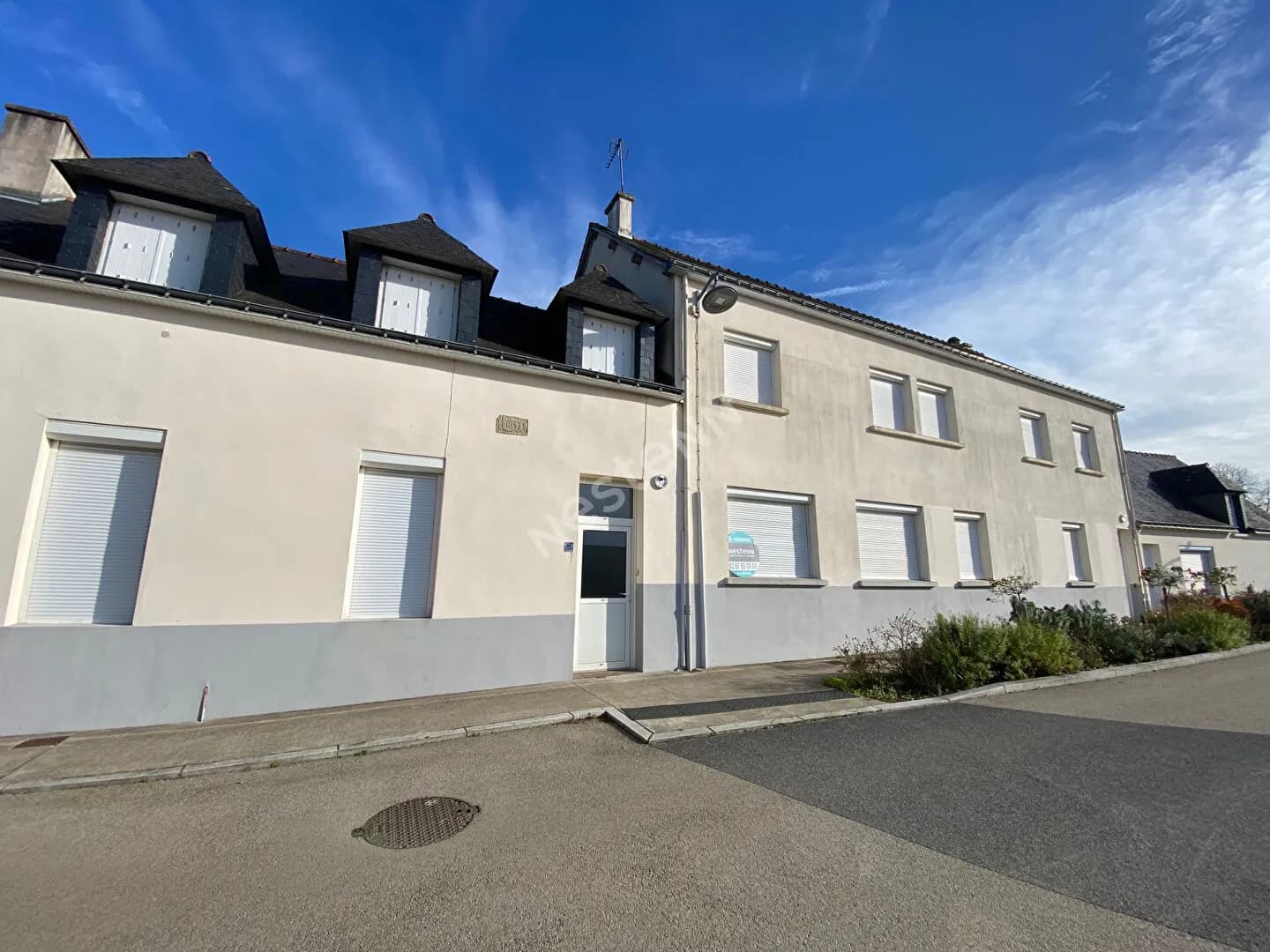 Ensemble immobilier de 320 m² à Loyat (56800) - Photo 1