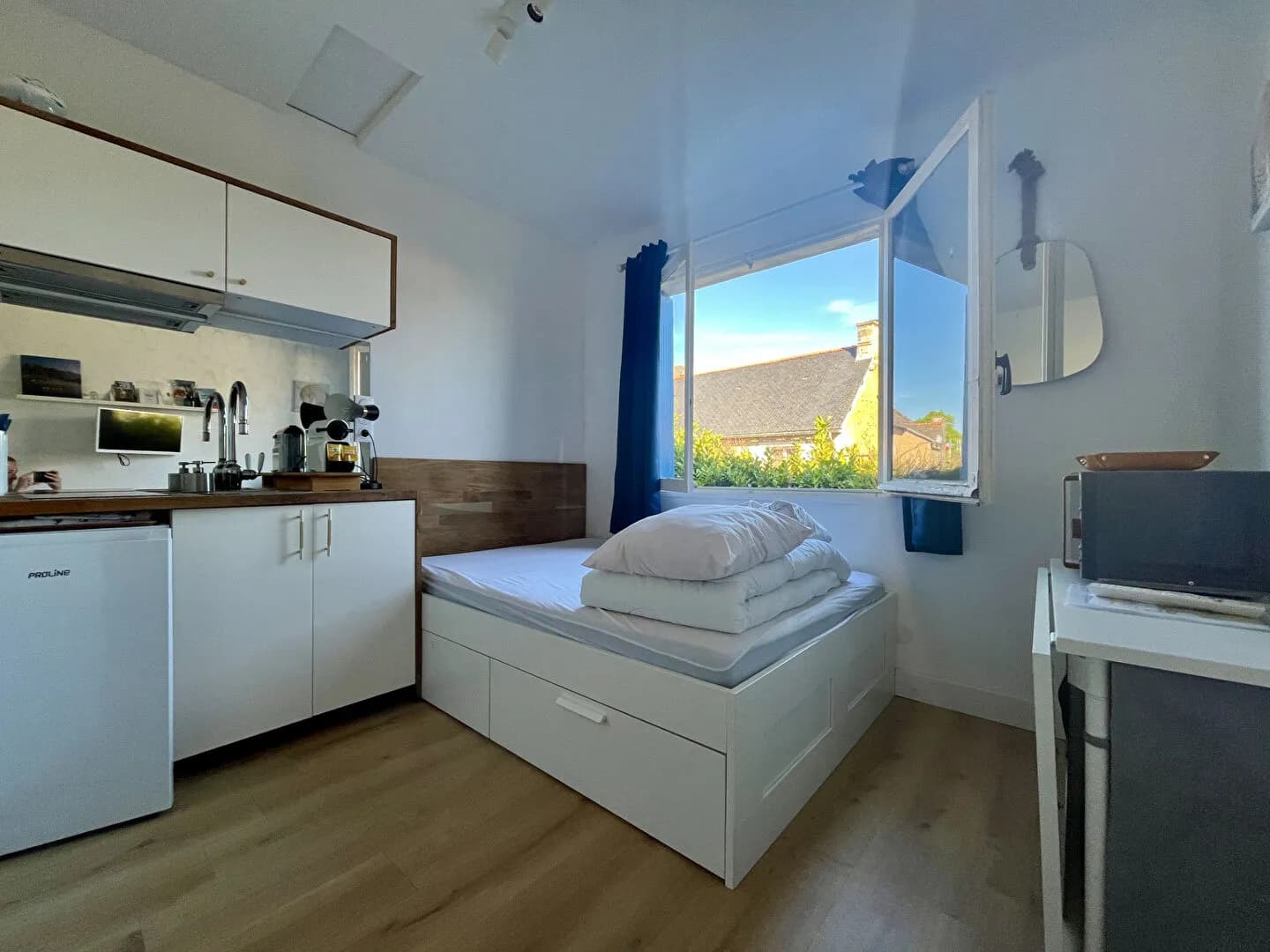 A vendre Ensemble immobilier Le Quiou 415 m², studios, salle de réception. - Photo 1