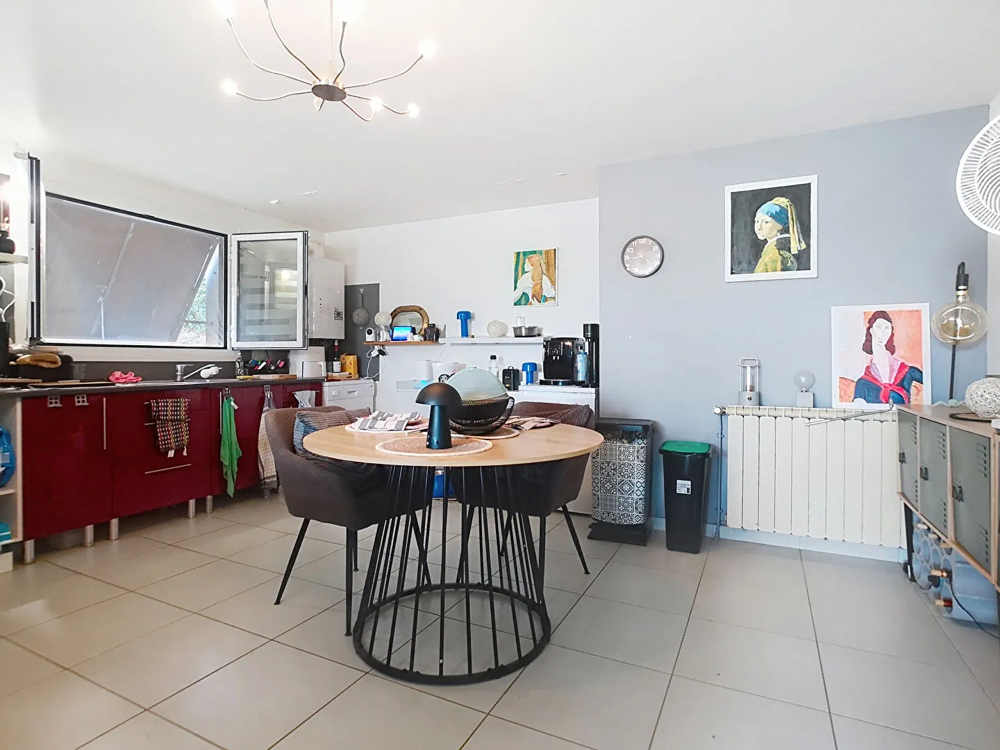 A vendre immeuble / maison Malemort divisée en deux appartements - Un T5 et un T3 - 2 garages- jardin - Photo 1
