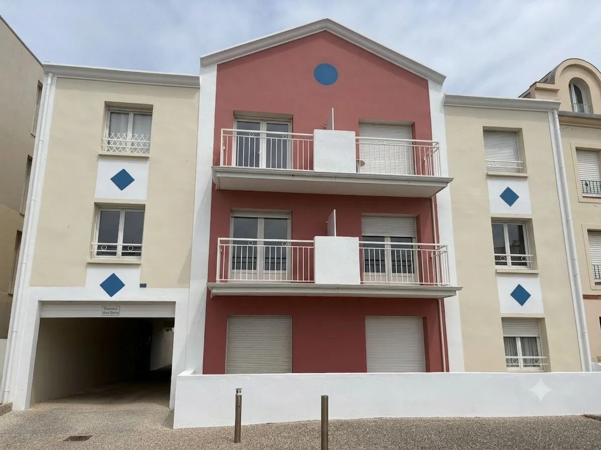 Vue mer, immeuble de 5 appartements à Saint Hilaire De Riez - Photo 1