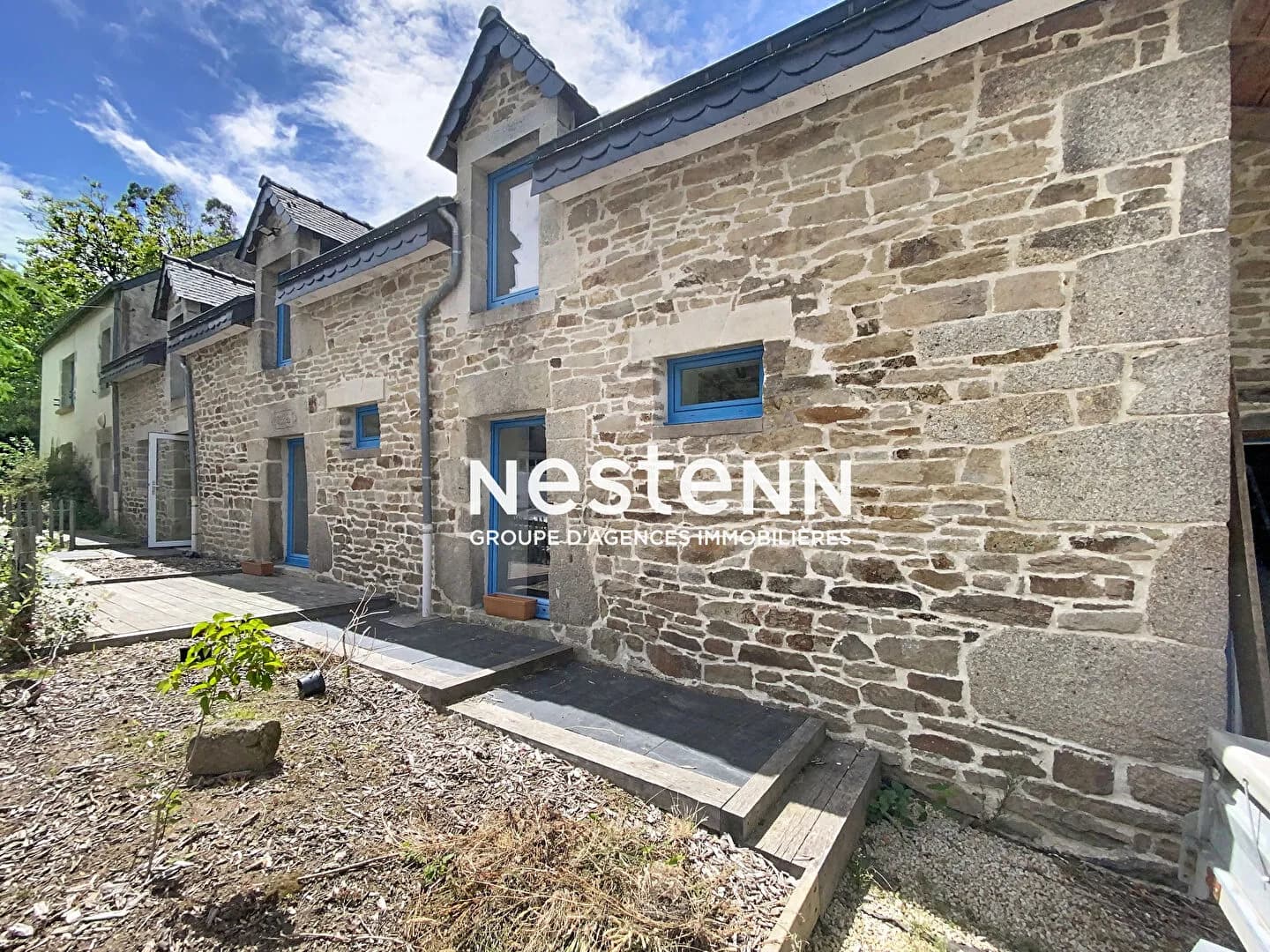 Ensemble Immobilier de deux maisons à Arzano - Photo 1