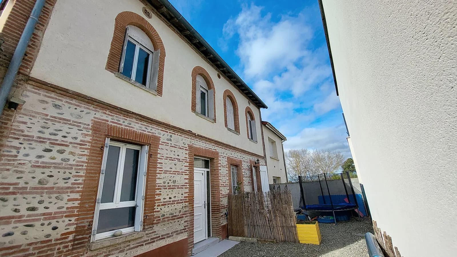 A VENDRE - Belle maison Toulousaine divisée en deux appartements - Photo 1
