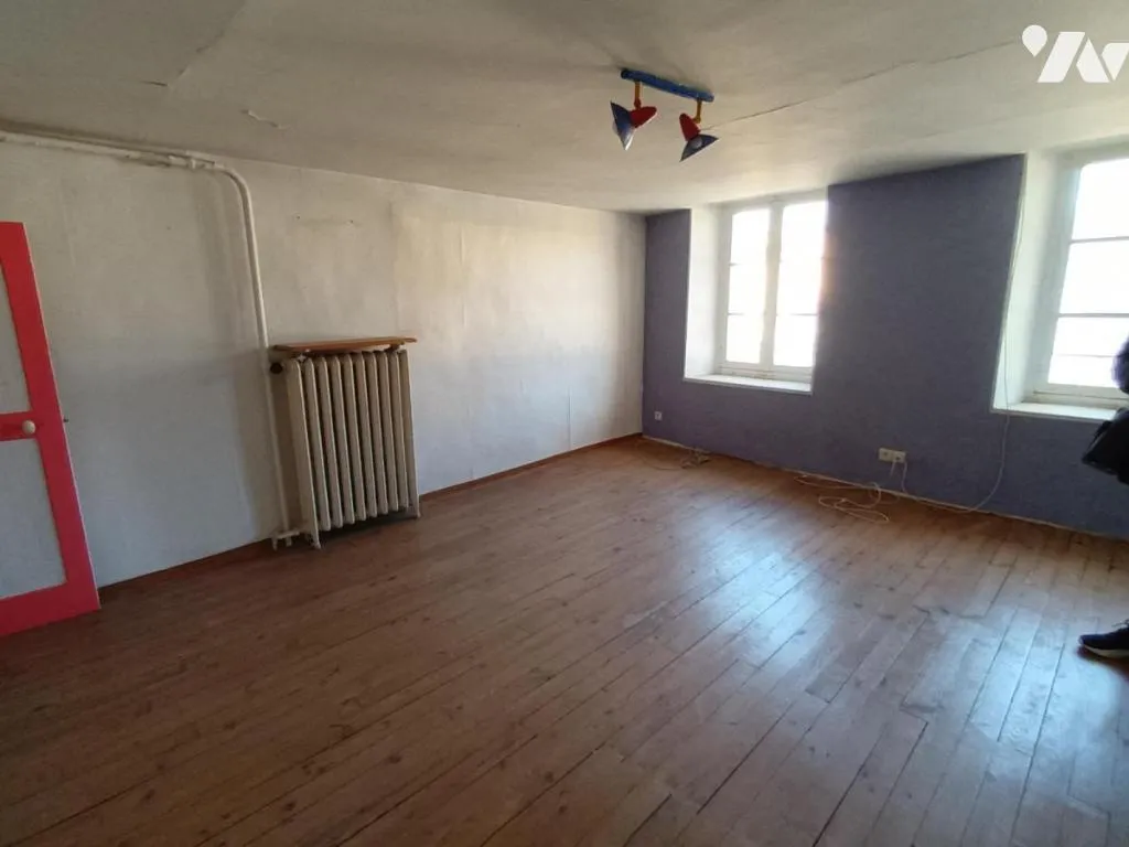 Immeuble 679 m² - Photo 1