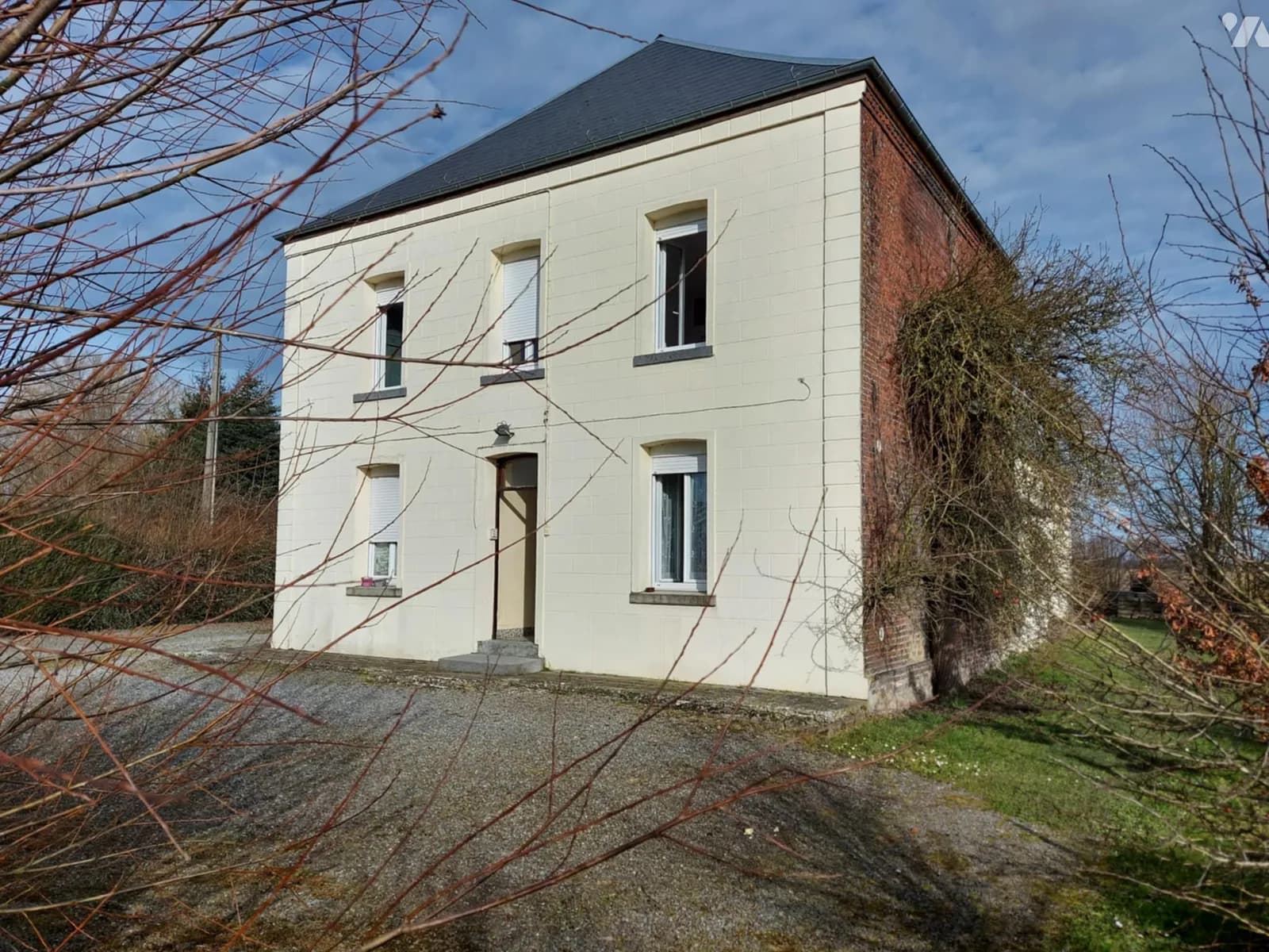 Immeuble 60 m² - Photo 1