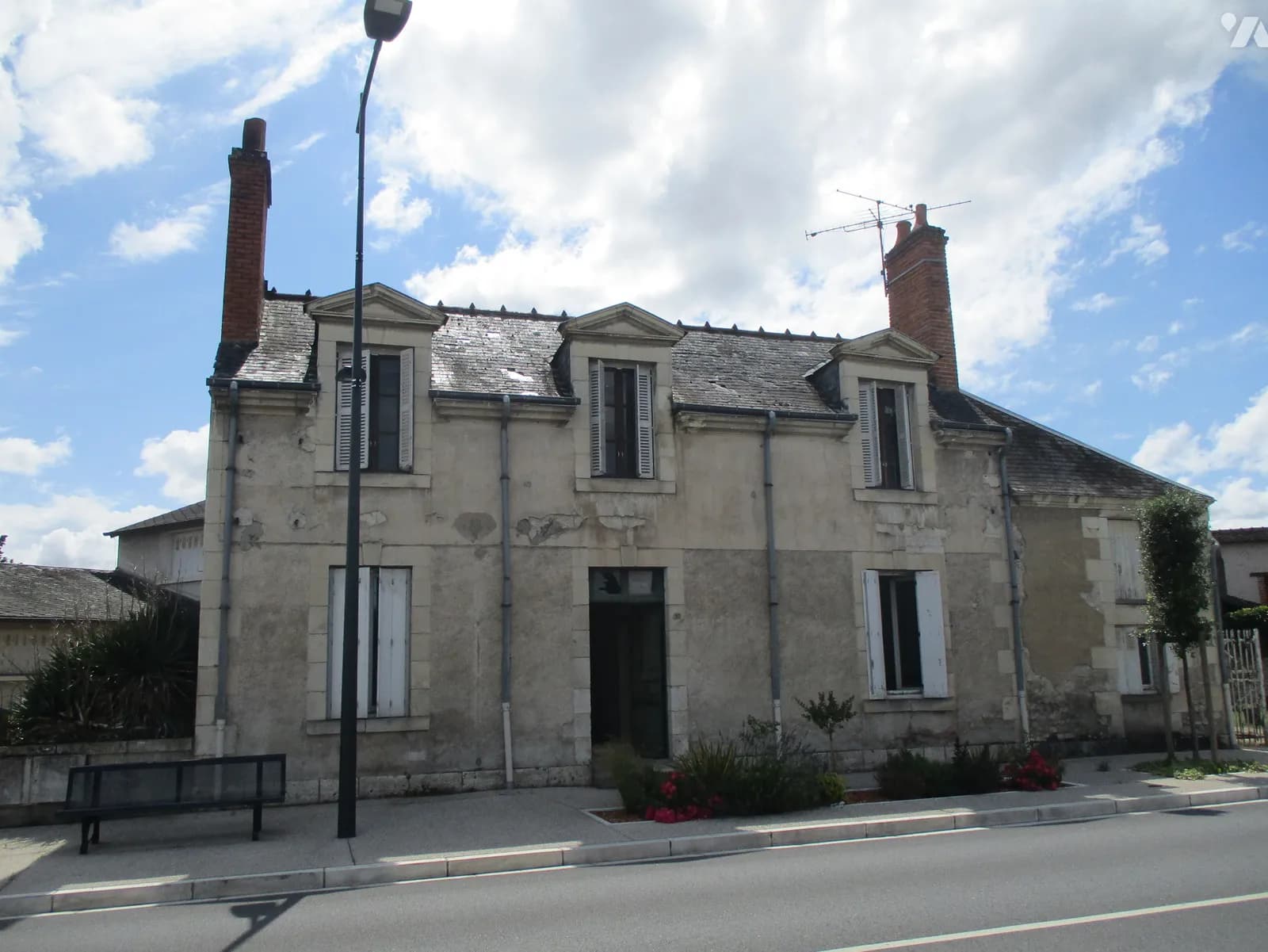Immeuble 232 m² - Photo 1