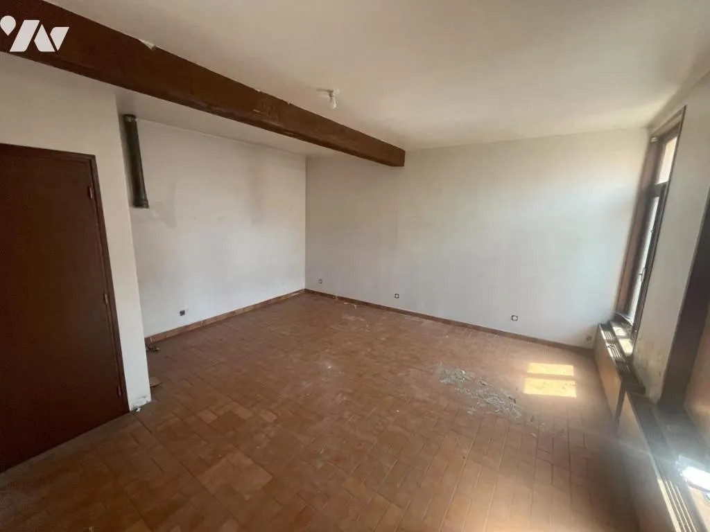Immeuble 110 m² - Photo 1