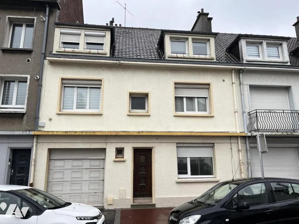 Immeuble de rapport 186 m² - Photo 1