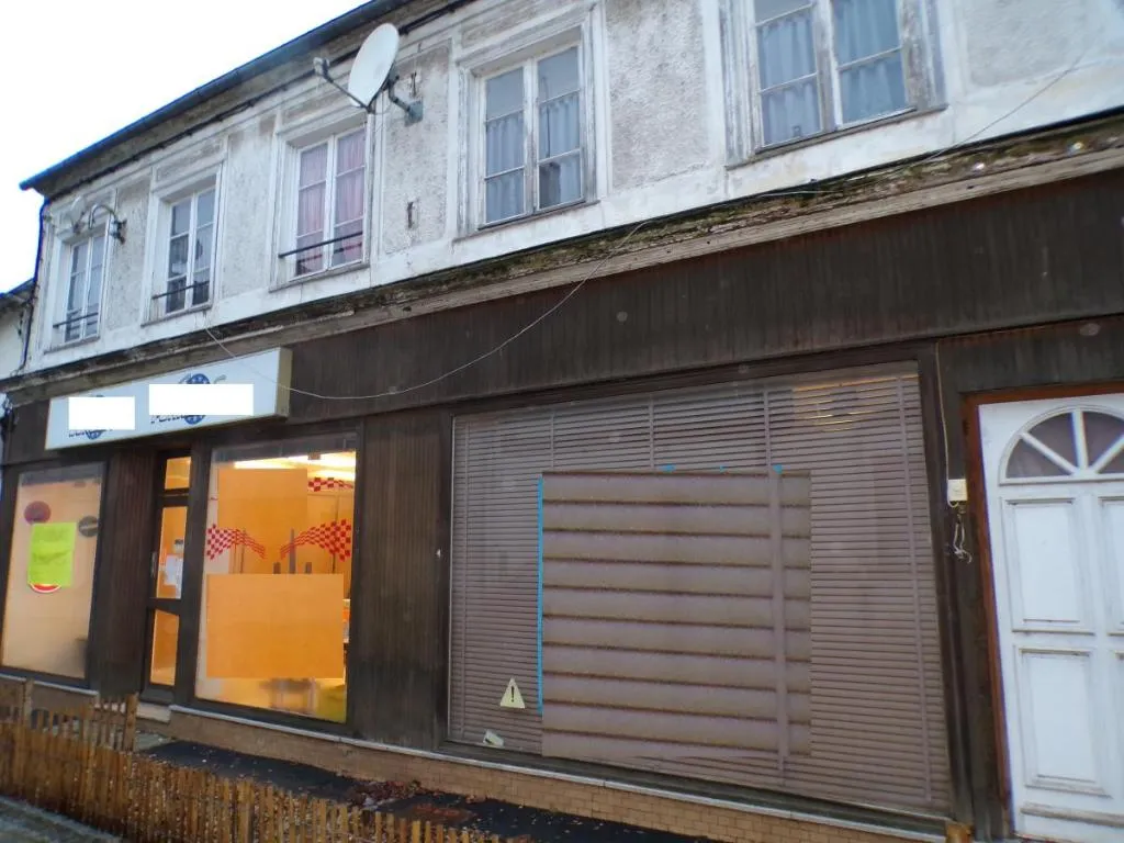 Immeuble 115 m² - Photo 1