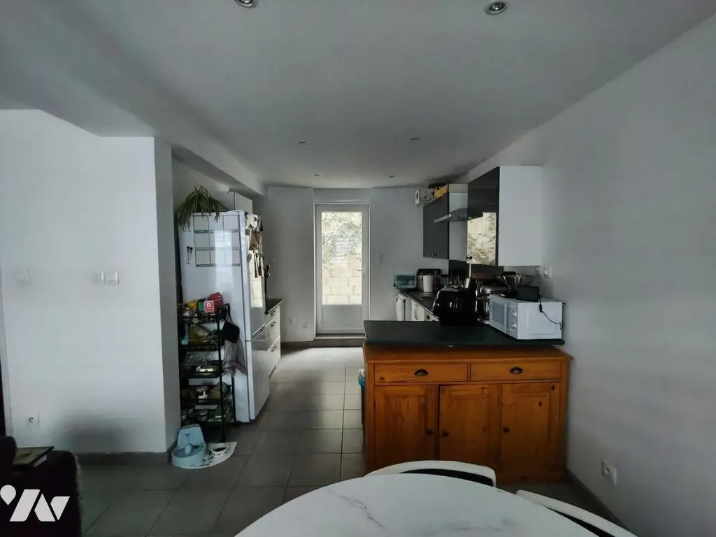 Immeuble 92 m² - Photo 1
