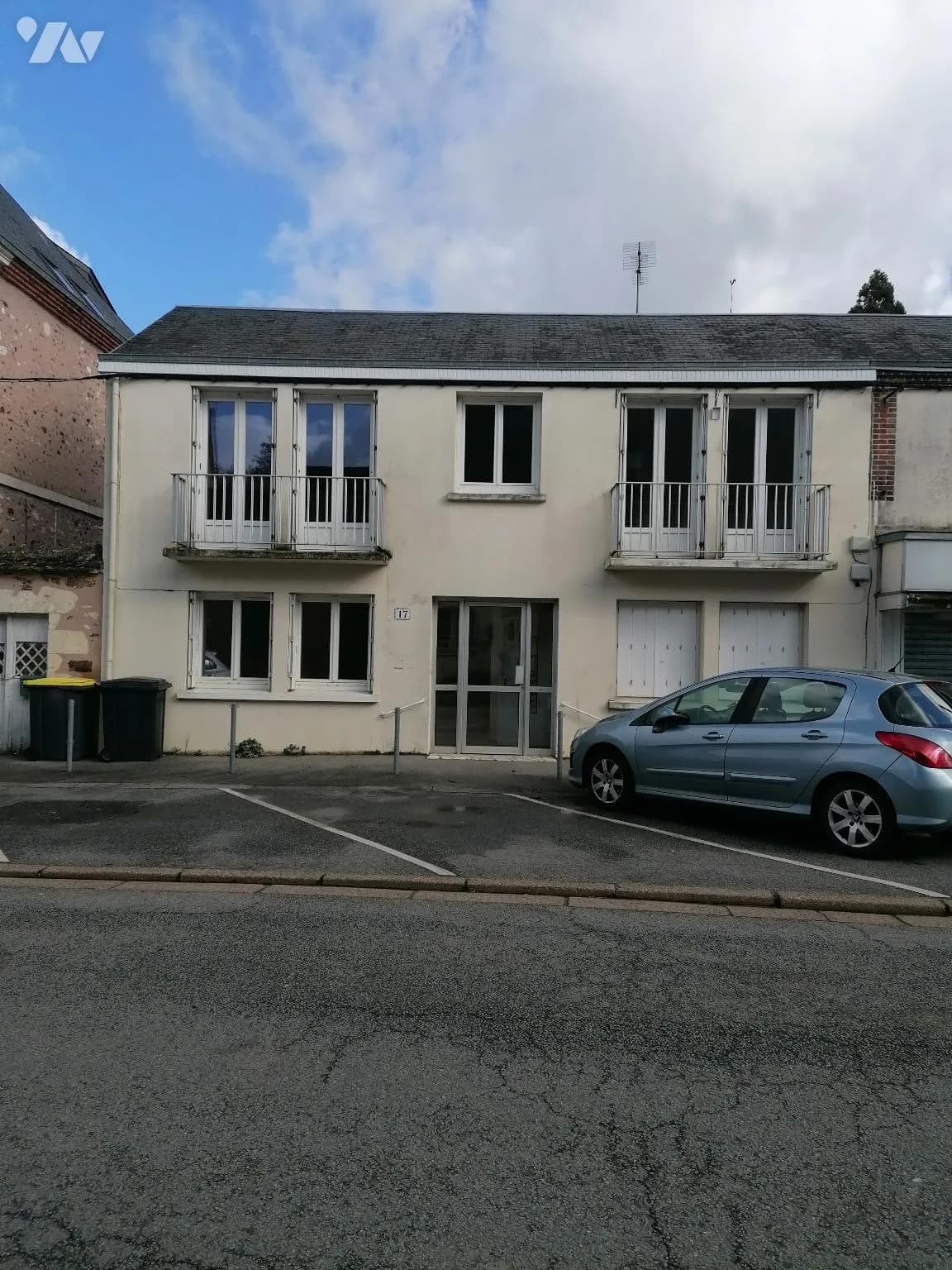 Immeuble 100 m² - Photo 1