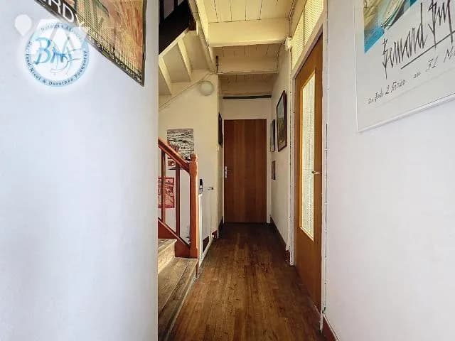 Immeuble de rapport 10 pièces 360 m² - Photo 1
