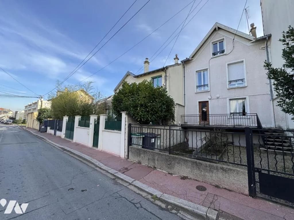 Immeuble 119 m² - Photo 1