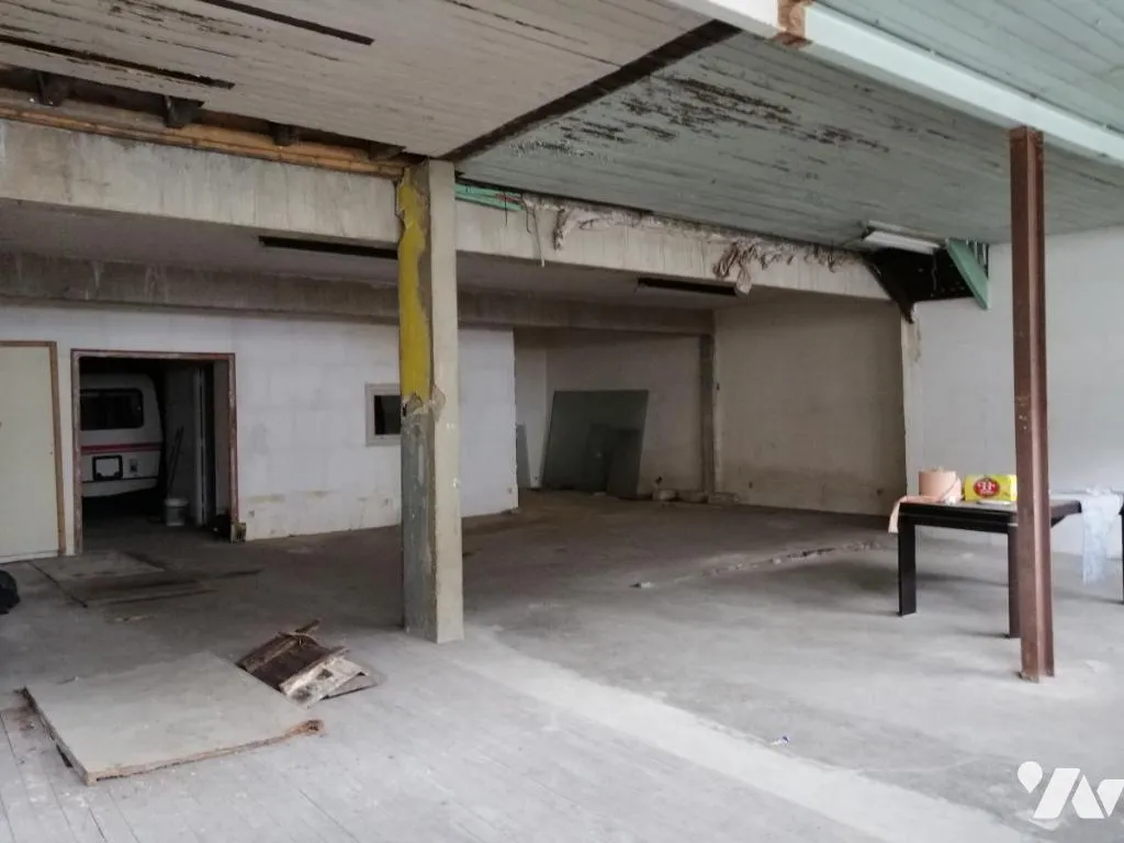 Immeuble 110 m² - Photo 1