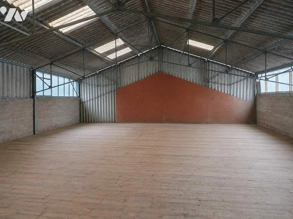 Immeuble 1890 m² - Photo 1