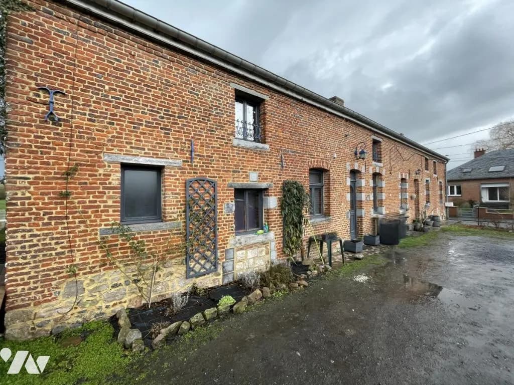 Immeuble de rapport 15 pièces 220 m² - Photo 1