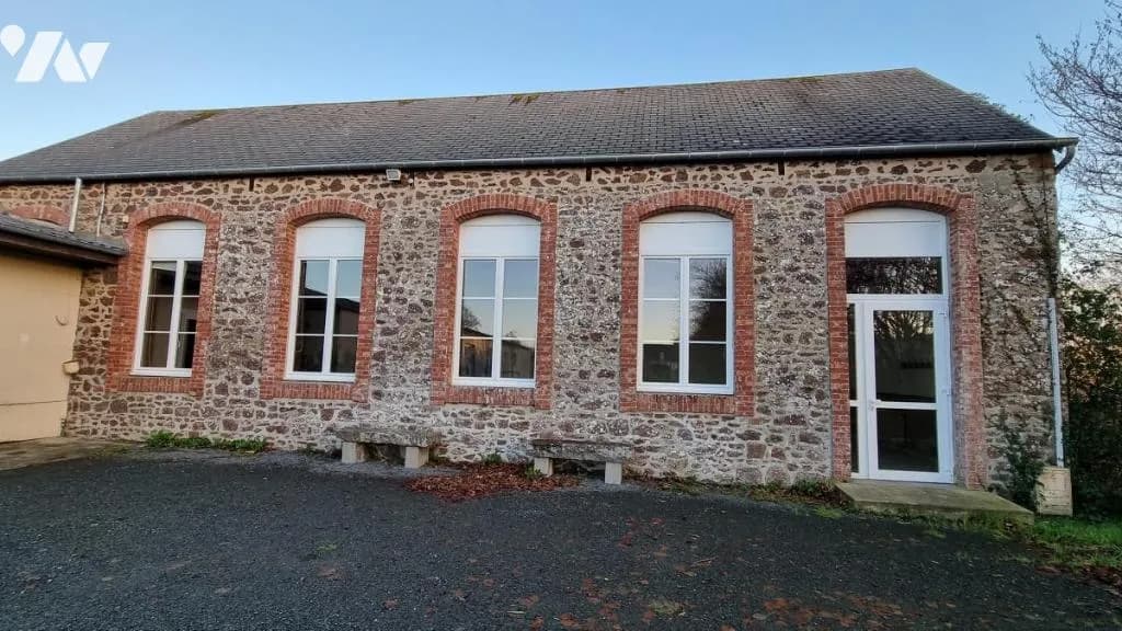 Immeuble 204 m² - Photo 1