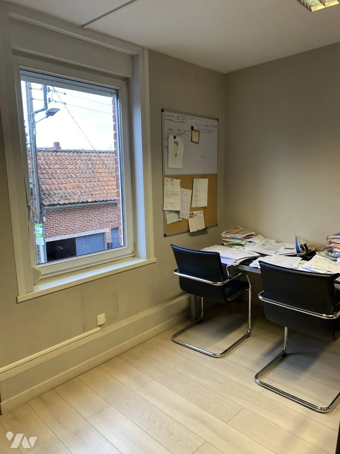Immeuble 200 m² - Photo 1