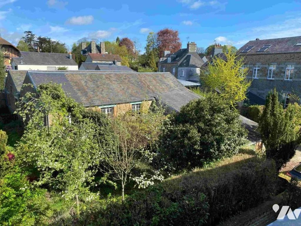 Immeuble 500 m² - Photo 1