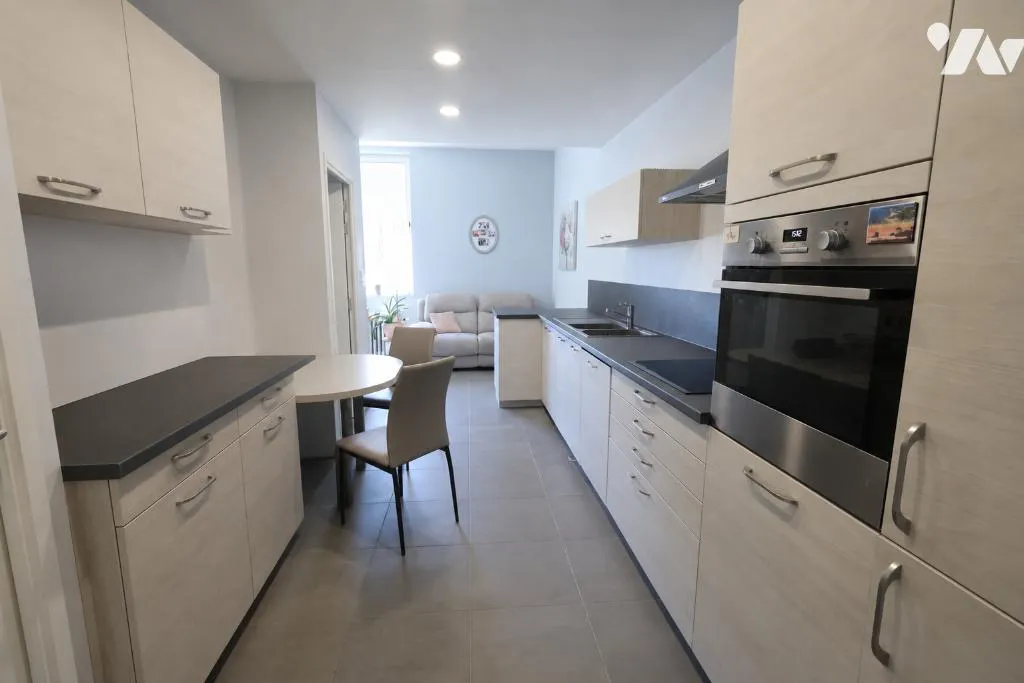 Immeuble 11 pièces 185 m² - Photo 1