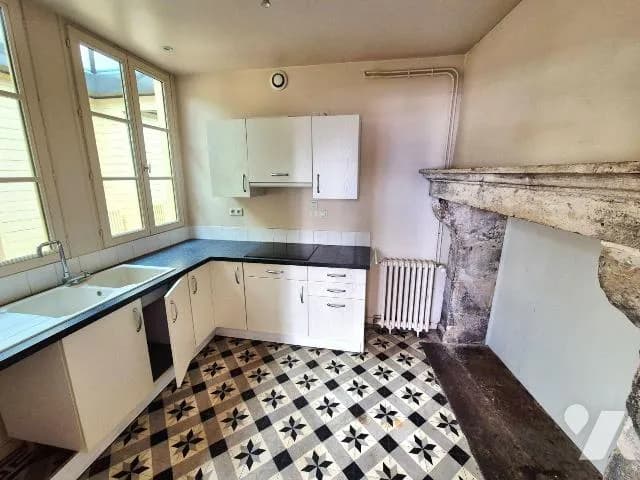 Immeuble 203 m² - Photo 1