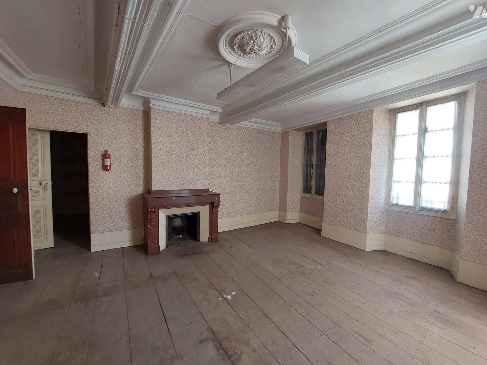 Immeuble 448 m² - Photo 1