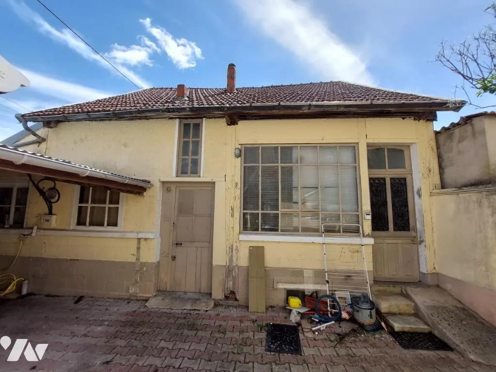 Immeuble 98 m² - Photo 1
