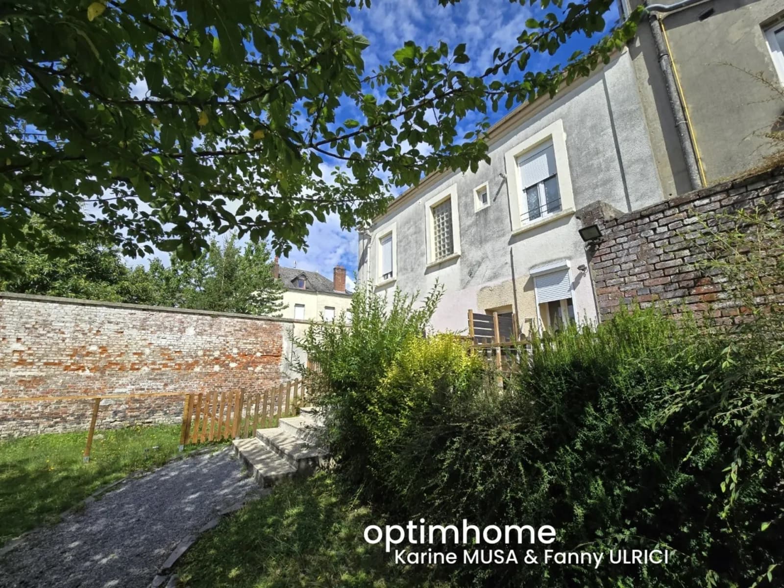 HIRSON (02) - 🏢 Vente immeuble (dpe C) de 3 appartements loués ! Plus de 210 m² avec extérieur. - Photo 1