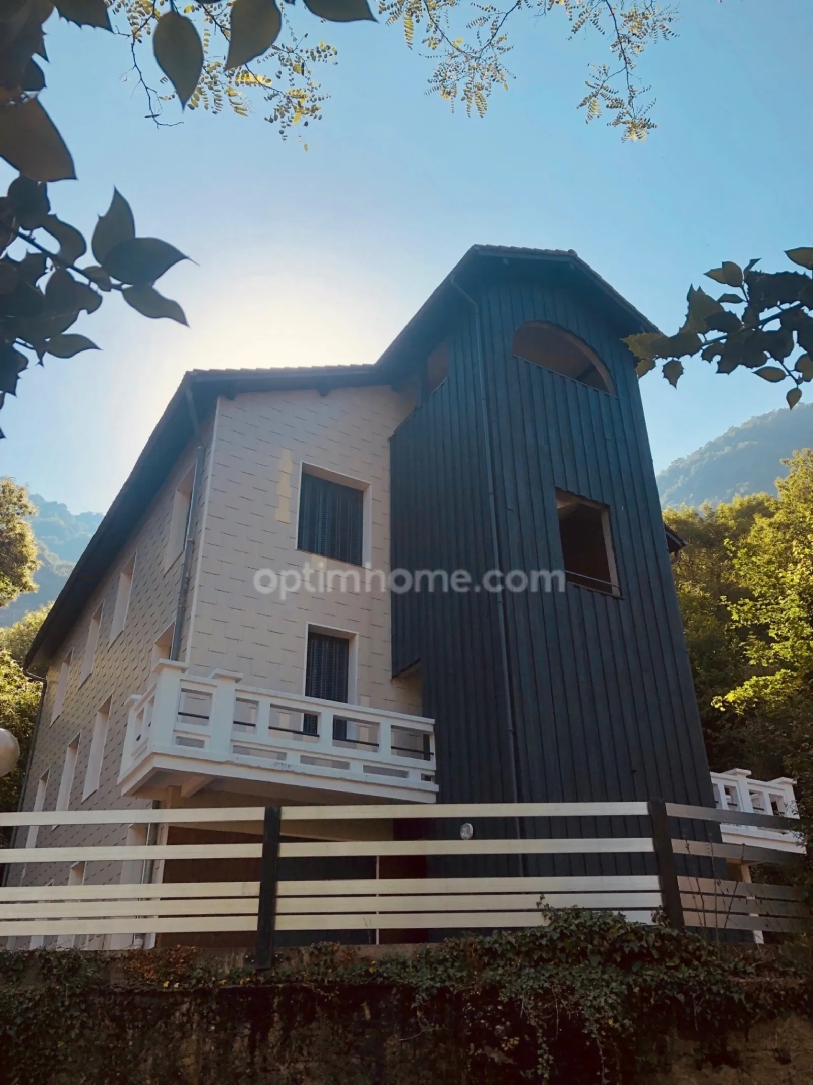 Immeuble de rapport 12 pièces 432 m² - Photo 1