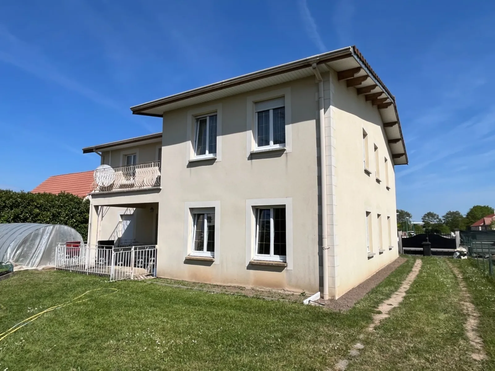 PAVILLON INDEPENDANT AVEC 2 APPARTEMENTS DE 124.50M² - Photo 1