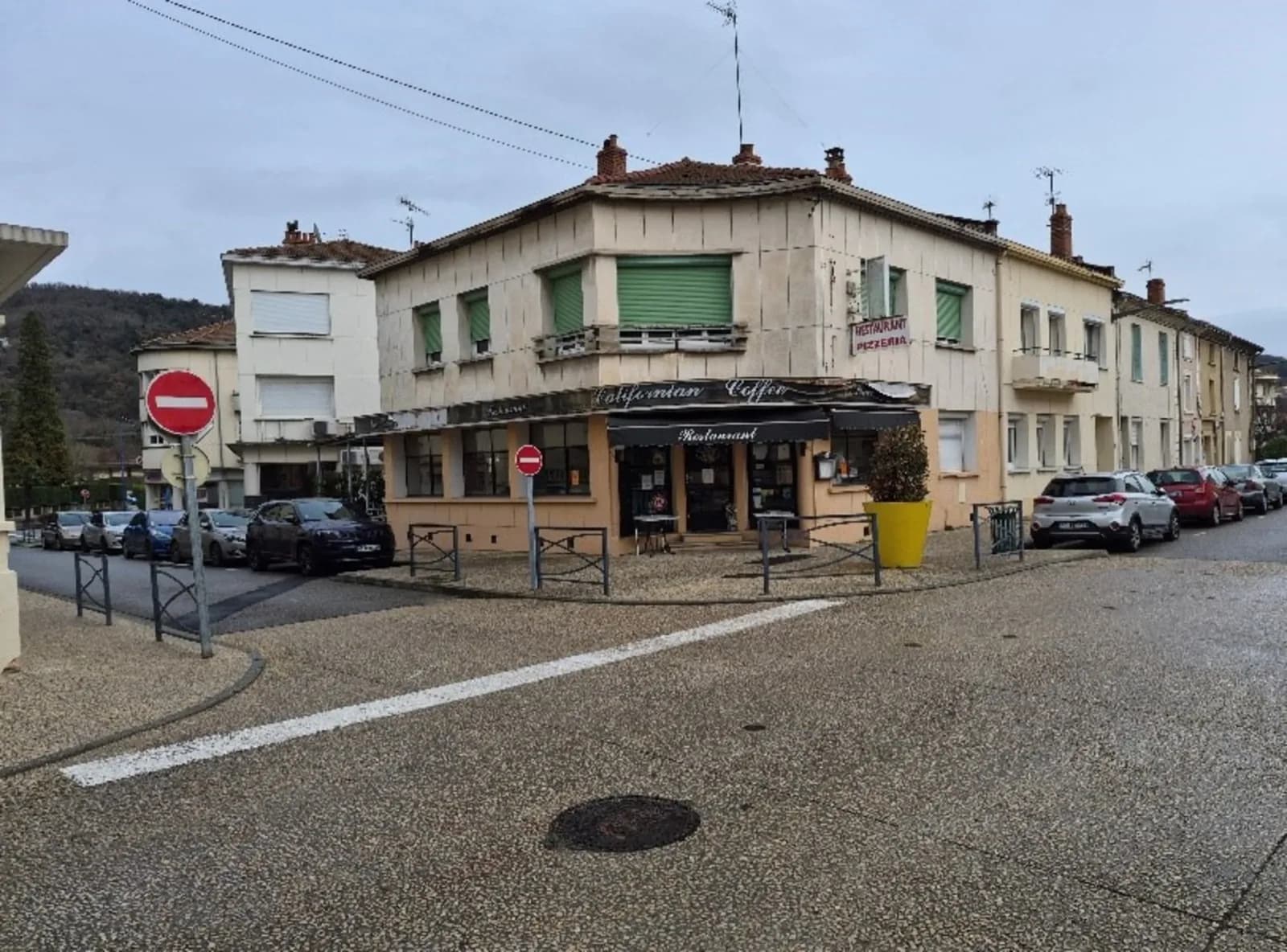 Immeuble de rapport 4 pièces 200 m² - Photo 1