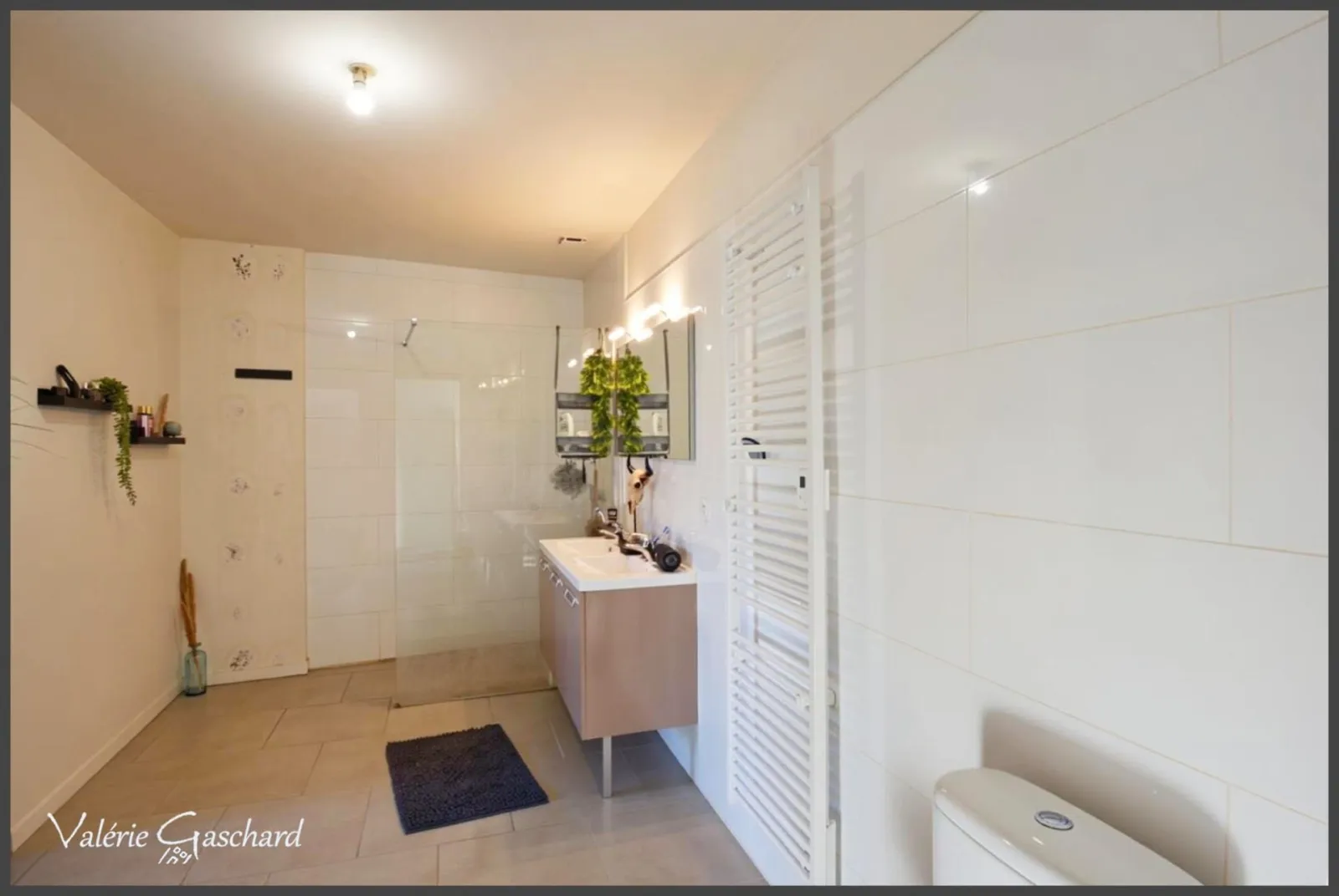 Immeuble à vendre Proche de COUTRAS (33) - Photo 1