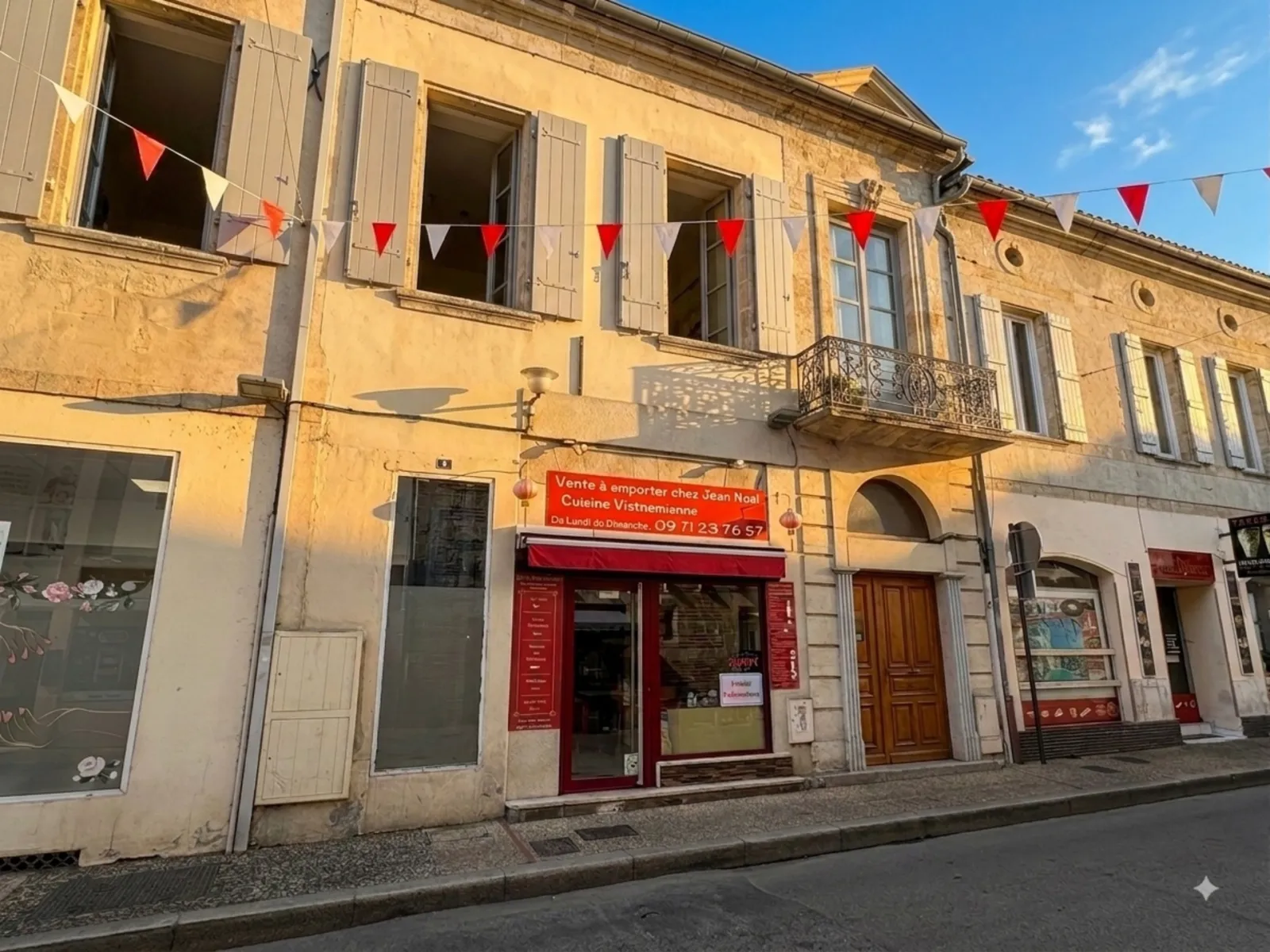 Immeuble de caractère en coeur de ville à Aire-sur-l'Adour (40) - Photo 1