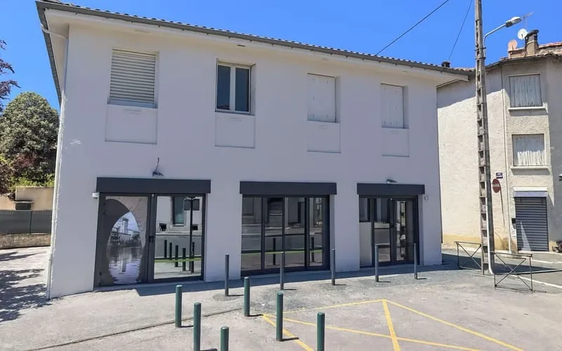 Immeuble 4 pièces 260 m² - Photo 1