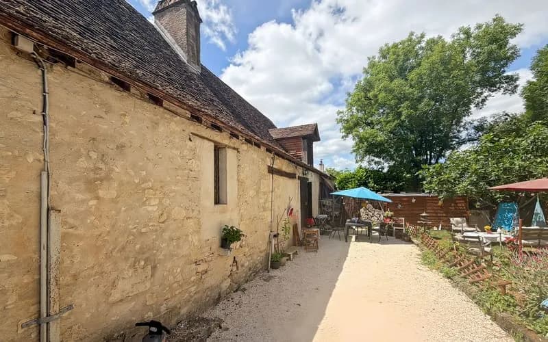 Immeuble de rapport 6 pièces 375 m² - Photo 1