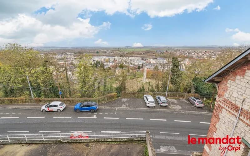 Immeuble de rapport 10 pièces 195 m² - Photo 1