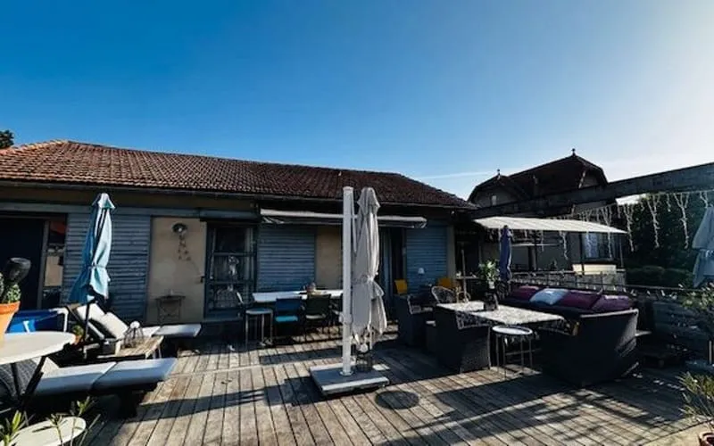Immeuble 4 pièces 480 m² - Photo 1