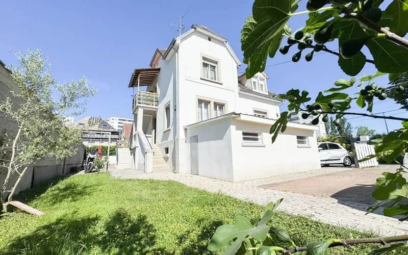 Immeuble 6 pièces 145 m² - Photo 1