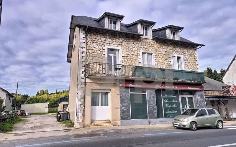 Immeuble 9 pièces 255 m² - Photo 1