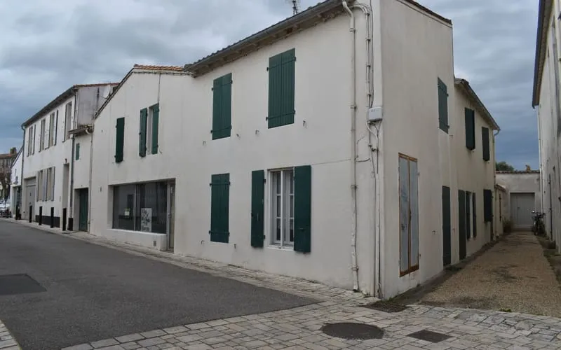 Immeuble 2 pièces 255 m² - Photo 1