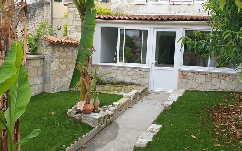 Immeuble de rapport 11 pièces 236 m² - Photo 1