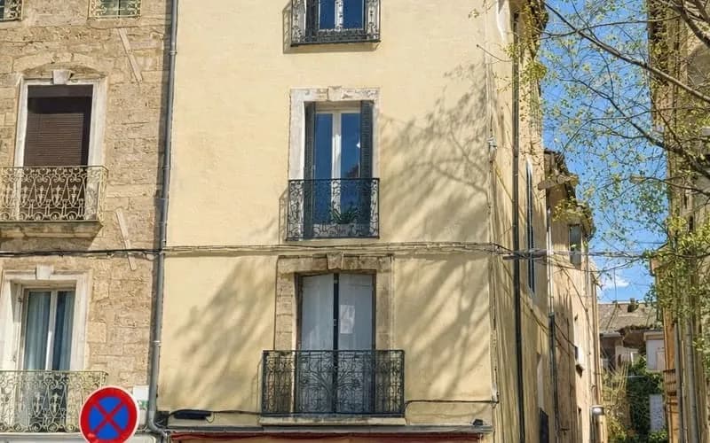 Immeuble de rapport 8 pièces 135 m² - Photo 1