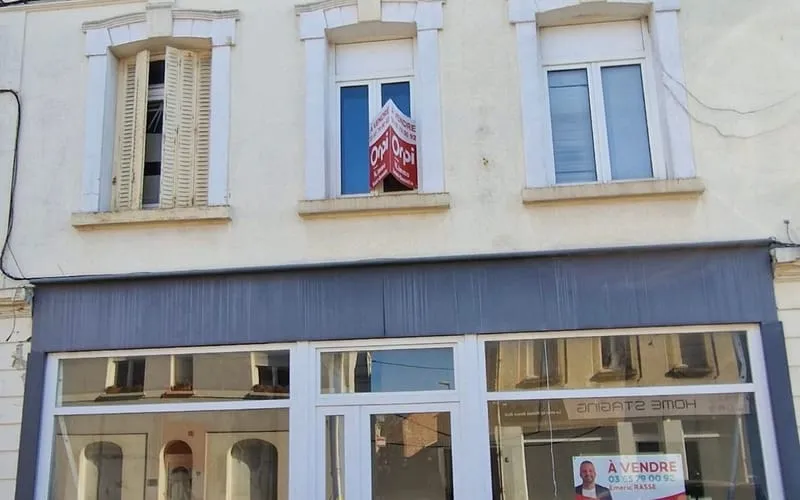 Immeuble 2 pièces 270 m² - Photo 1