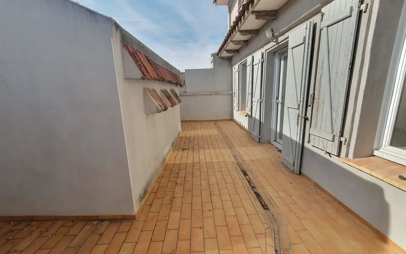 Immeuble 7 pièces 310 m² - Photo 1