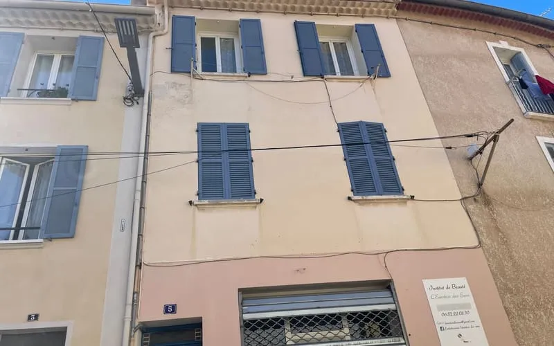 Immeuble 4 pièces 120 m² - Photo 1