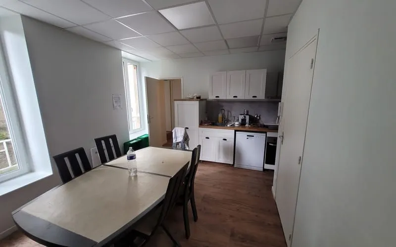 Immeuble de rapport 4 pièces 150 m² - Photo 1