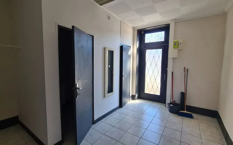 Immeuble 2 pièces 165 m² - Photo 1