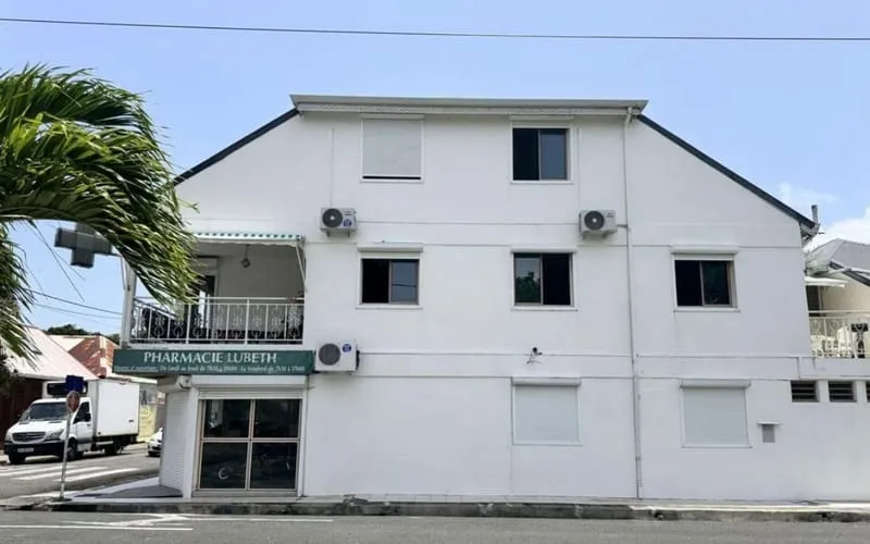 Immeuble de rapport 4 pièces 238 m² - Photo 1