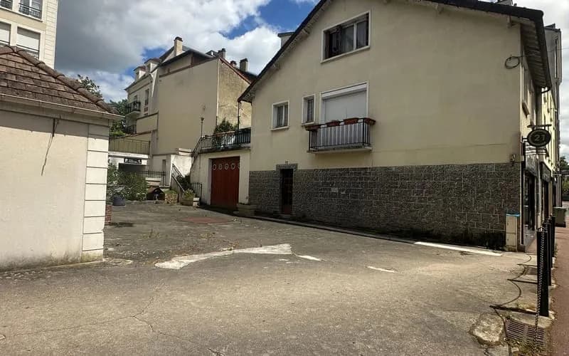 Immeuble de rapport 6 pièces 170 m² - Photo 1